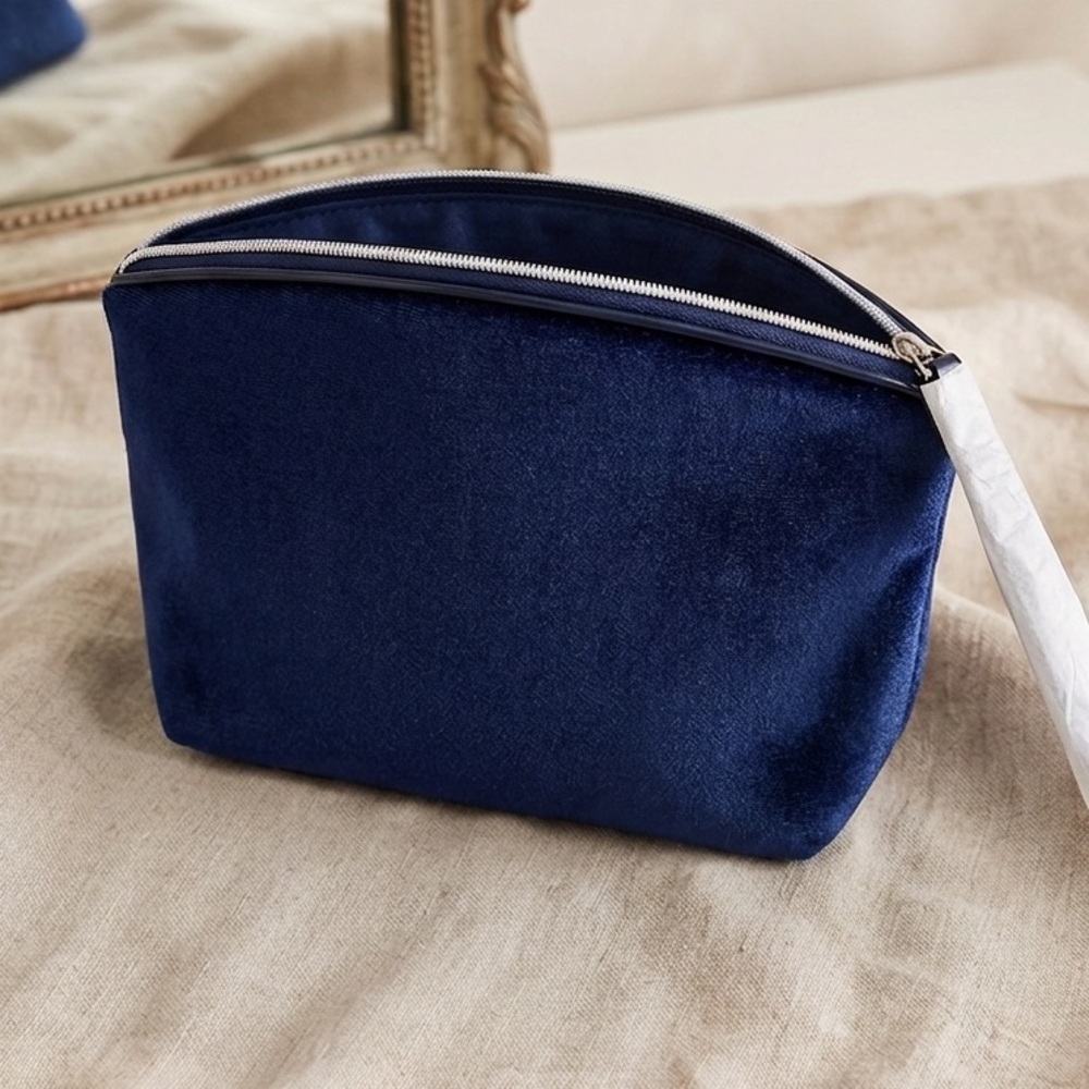 Lancome Dark Blue Velvet Luxury Makeup Cosmetics Bag Wrist Strap Zipper Clutch